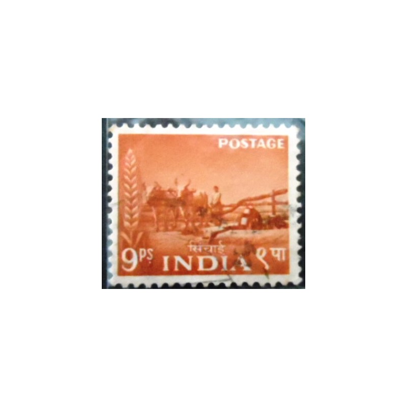 Selo postal da Índia de 1955 Bullock-driven Well