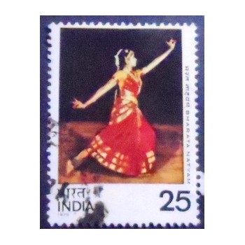 Selo postal da Índia de 1975 Bharata Natyam