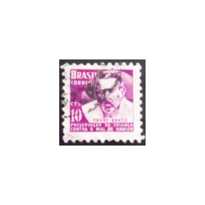 Imagem similar à do selo postal do Brasil de 1961 Padre bento H 7 U