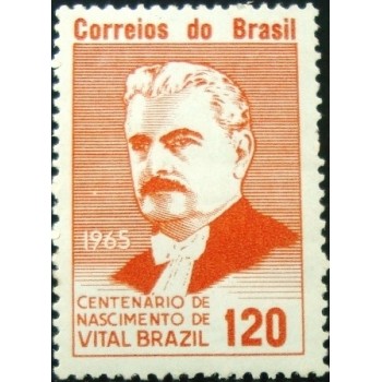 Selo postal do Brasil de 1965 Vital Brazil M