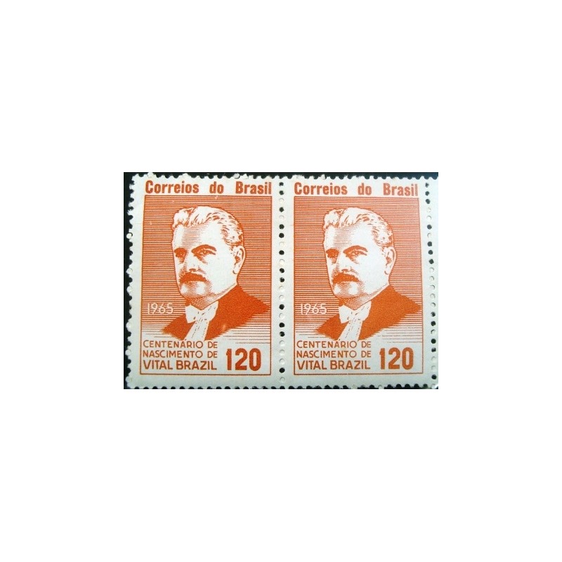 Par de selos do Brasil de 1965 Vital Brazil M
