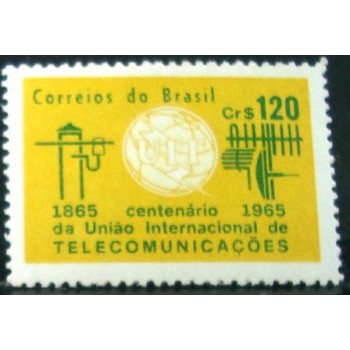 Selo postal do Brasil de 1965 UIT M