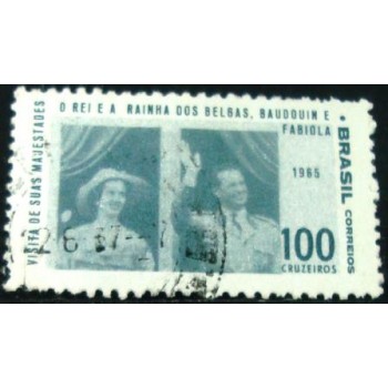 Imagem similar à do selo postal do Brasil de 1965 Baudouim e Fabíola  U