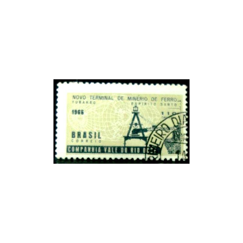 Selo postal do Brasil de 1966 Terminal de Tubarão MCC