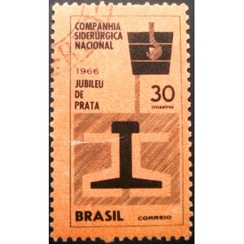 Imagem similar à do selo postal do Brasil de 1966 Aniversário CSN U