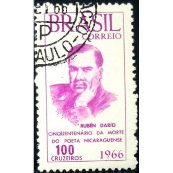 Imagem similar à do selo postal do Brasil de 1966 Ruben Dario M1D