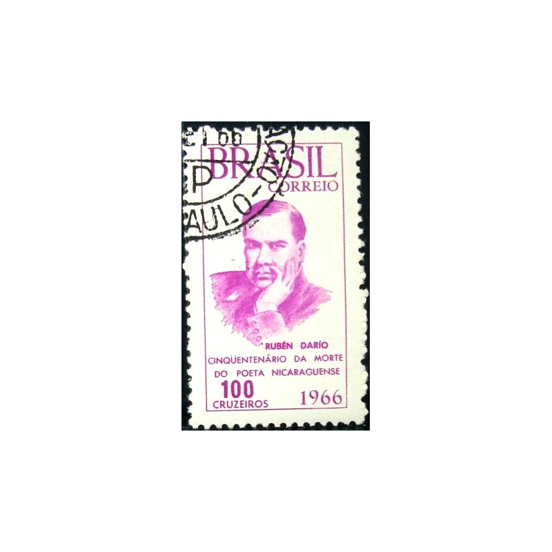 Imagem similar à do selo postal do Brasil de 1966 Ruben Dario M1D