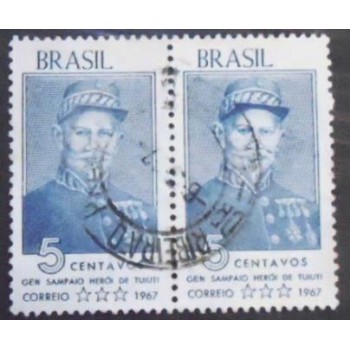 Par de selos postais do Brasil de 1967 Gal. Antonio de Sampaio U