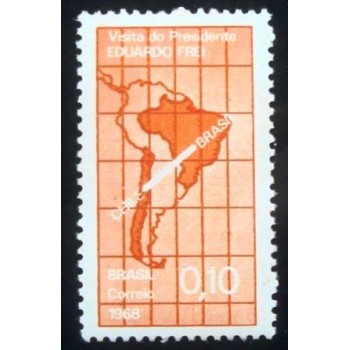 Selo postal do Brasil de 1968 Eduardo Frei M