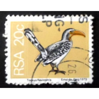 Selo postal da África do Sul de 1974 Southern Yellow-billed Hornbill U