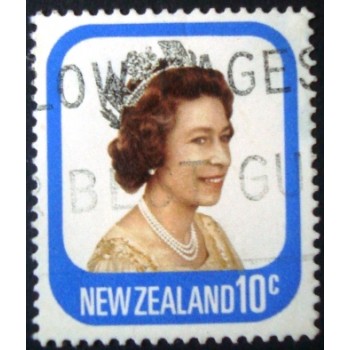 imagem similar à do selo postal anunciado da Nova Zelândia de 1977 Queen Elizabeth II 10