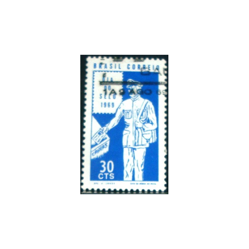 Imagem similar à do selo postal do Brasil de 1969 Carteiro MCC