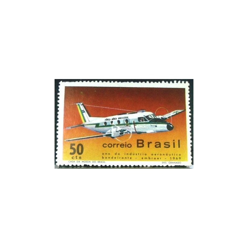 Selo postal do Brasil de 1969 Bandeirante M