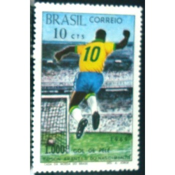Imagem similar à do selo postal do Brasil de 1969 Milésimo gol do Pelé U