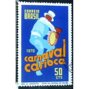 Imagem similar à do selo postal do Brasil de 1970 Carnaval Carioca Pandeiro