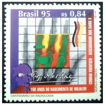 Selo postal do Brasil de 1995 Wilhelm Conrad Roentgen M