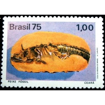 Selo postal do Brasil de 1975 Peixe Fóssil M