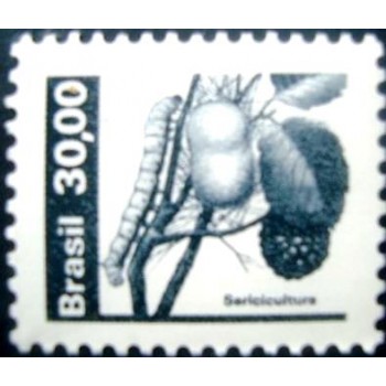 Selo postal do Brasil de 1982 Sericultura M