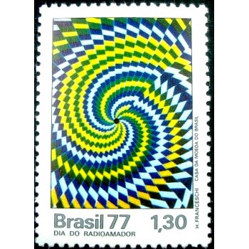 Selo postal do brasil de 1977 Radioamador M