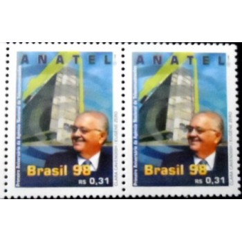 Par de selos postais do Brasil de 1988 ANATEL