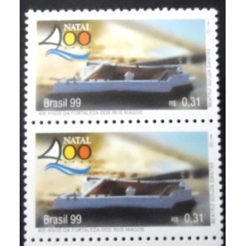 Par de selos postais do Brasil de 1999 Fortaleza dos Reis Magos