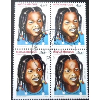 Quadra de selos postais de Moçambique de 1986 Miriam
