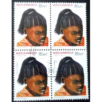 Quadra de selos postais de Moçambique de 1986 Totó Simples