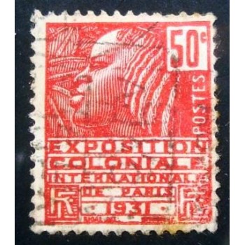 Imagem similar à do selo postal da França 1930 Woman Fa 50 U