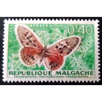 Selo postal de Madagascar de 1960 Garden Acrae N
