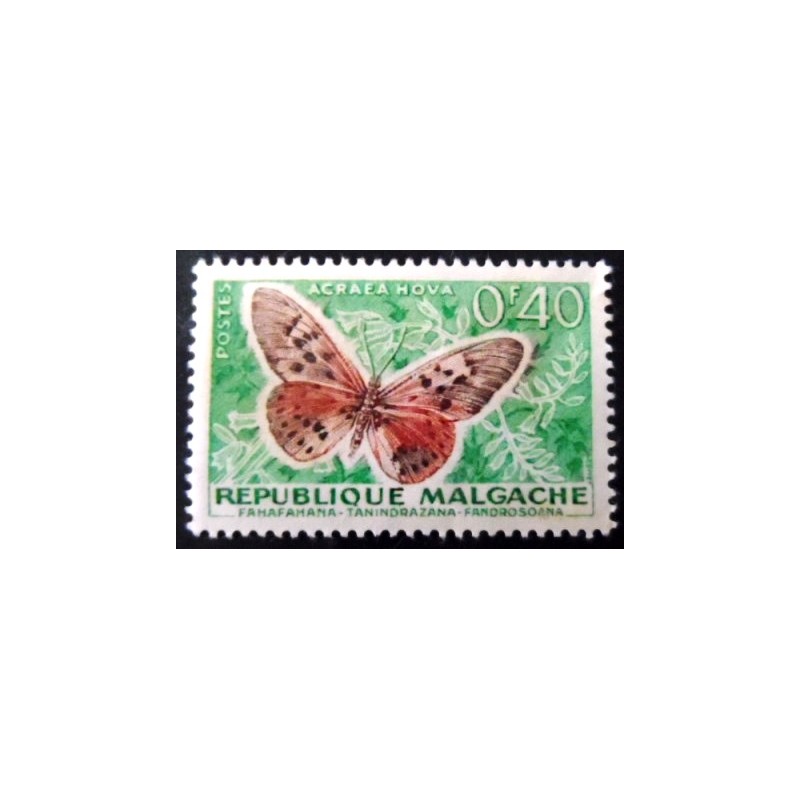 Selo postal de Madagascar de 1960 Garden Acrae N