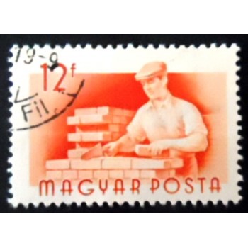 Selo postal da Hungria de 1955 Bricklayer