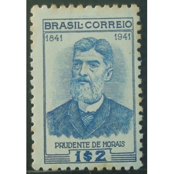 Imagem similar a do selo postal do Brasil de 1942 Prudente de Morais N
