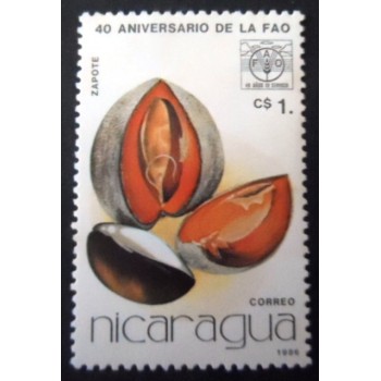 Selo postal da Nicarágua de 1986 Zapote