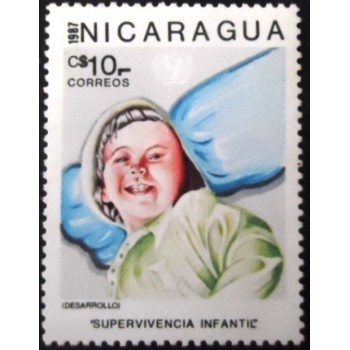 Selo postal da Nicarágua de 1987 Desarrollo