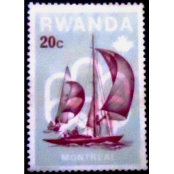 Selo postal de Ruanda de 1976 Sailing M