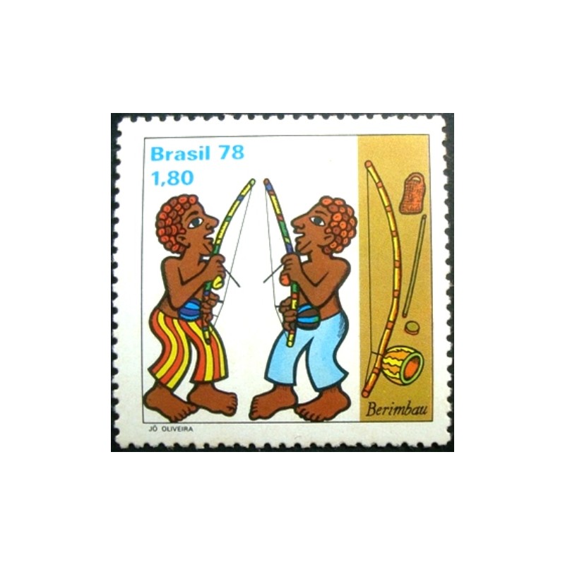 Selo postal do Brasil de 1978 Tocadores de Berimbau M