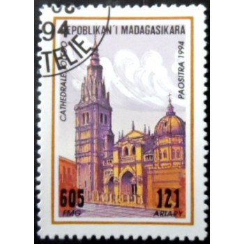 Selo postal de Madagascar de 1994 Toledo Cathedral