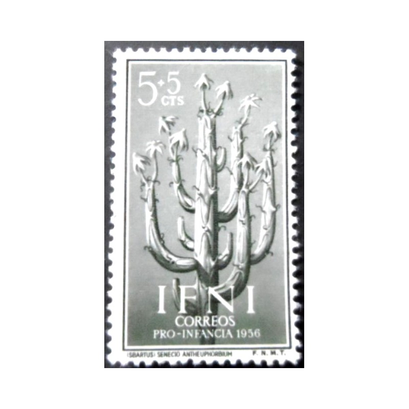 Selo postal de IFNI de 1956 Senecio anteuphorbium 5+5 M