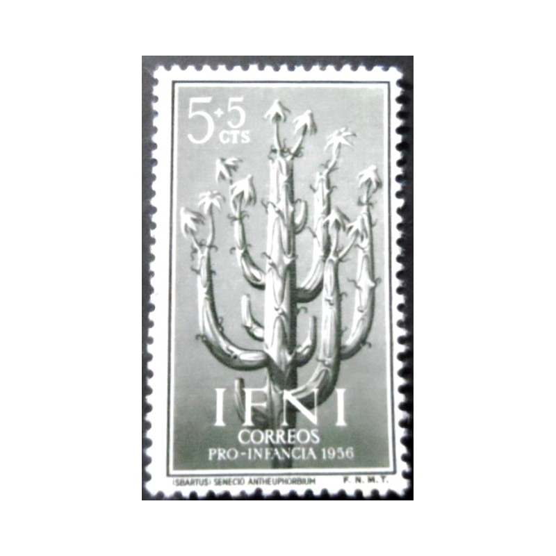 Selo postal de IFNI de 1956 Senecio anteuphorbium 5+5 N