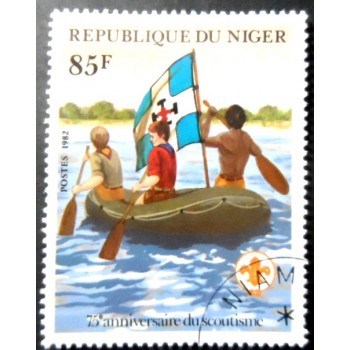 Selo postal do Niger de 1982 In dinghy