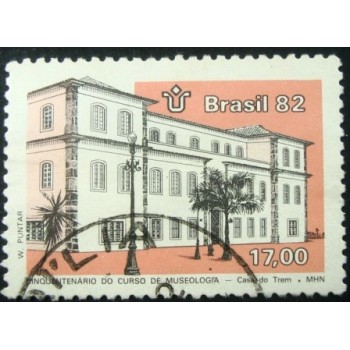 Imagem similar à do selo postal do Brasil de 1982 Casa do Trem U