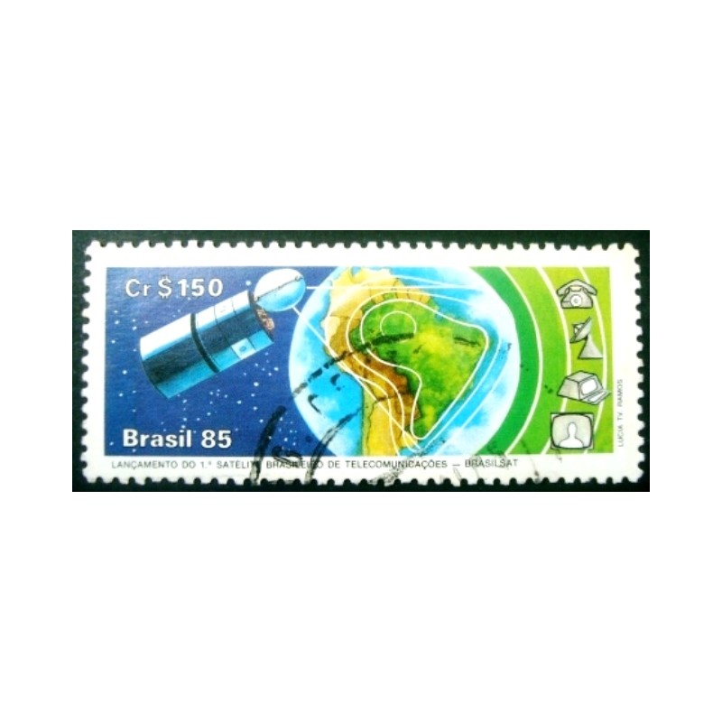 Imagem similar á do selo postal do Brasil de 1985 Brasilsat U