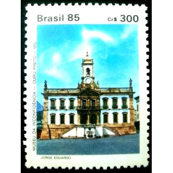 Selo postal de 1985 Museu Inconfidência M