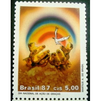 Selo postal do Brasil de 1987 Ação de Graças M