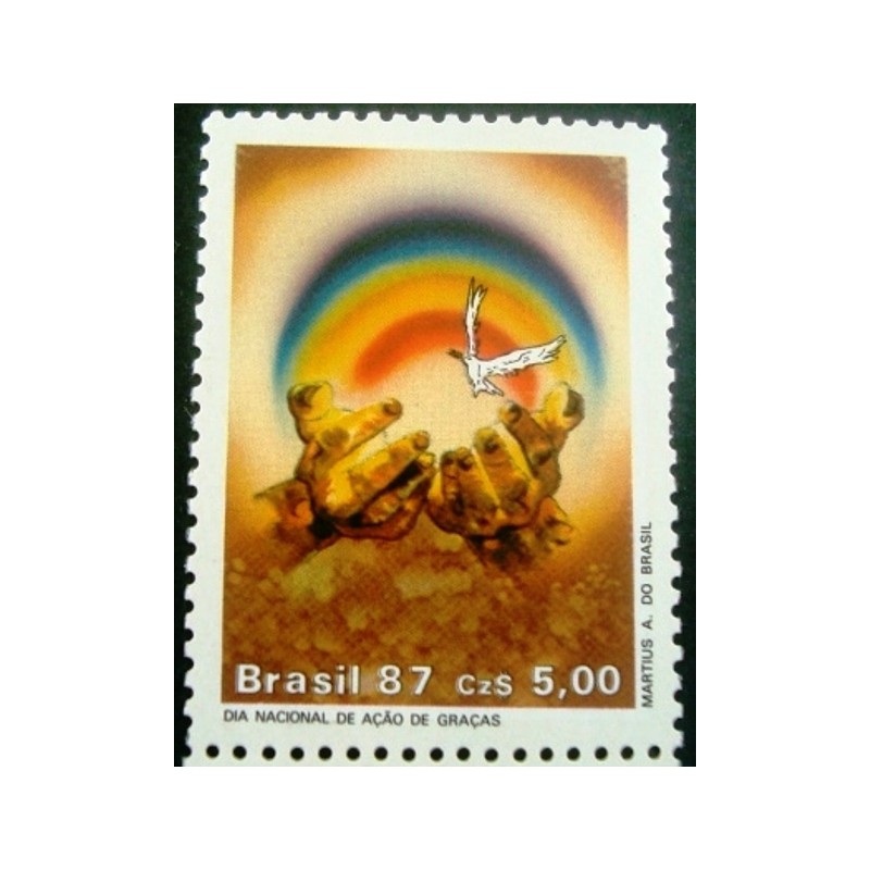 Selo postal do Brasil de 1987 Ação de Graças M