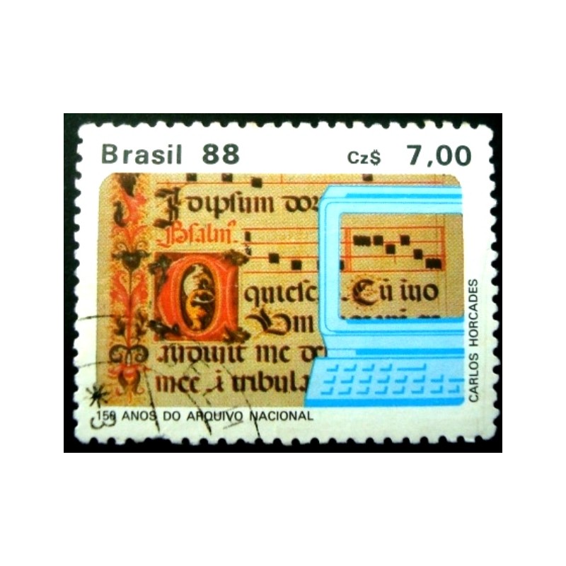 Imagem similar à do selo postal do Brasil de 1988 Arquivo Nacional U