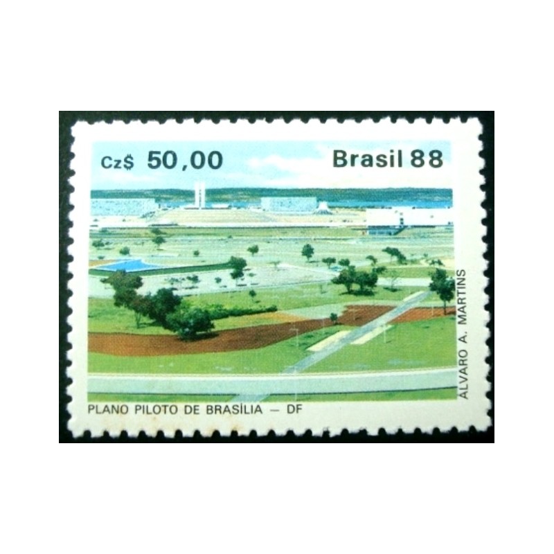 Selo postal do Brasil de 1988 Plano Piloto M