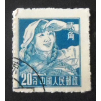 Selo postal da China de 1956 Farm Girl U