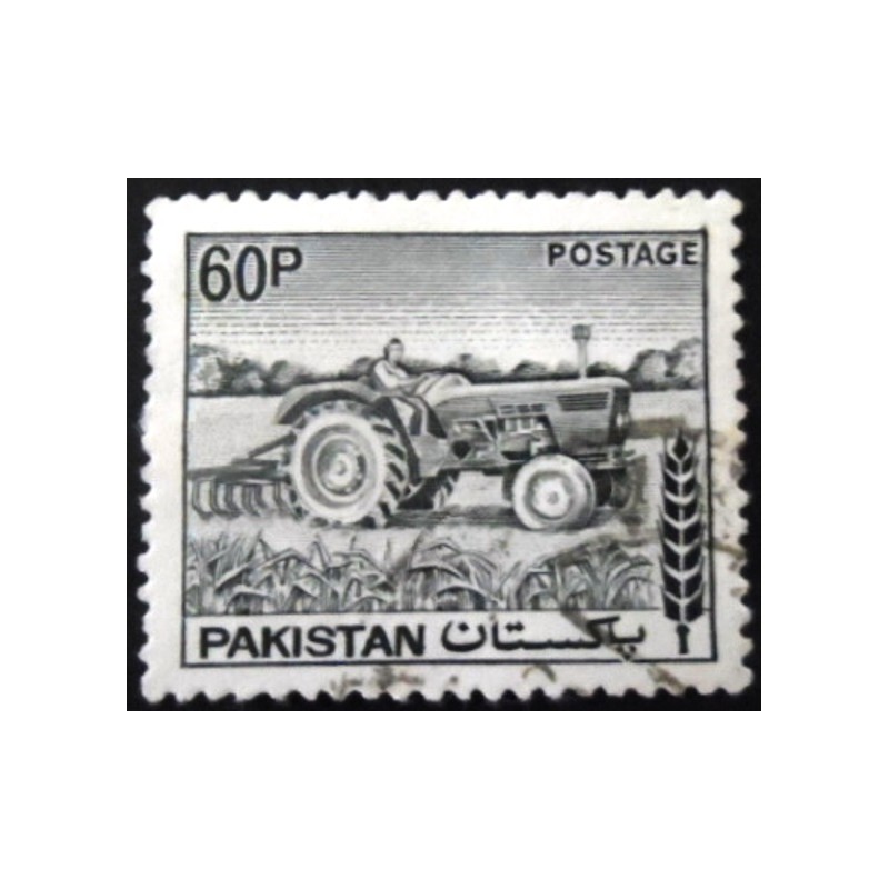 Selo postal do Paquistão de 1978 Tractor 60