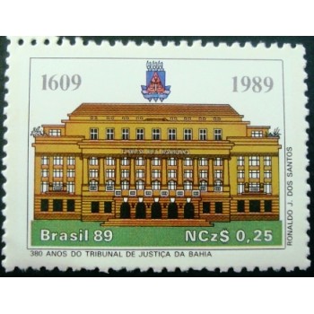 Selo postal do Brasil de 1989 Tribunal Justiça M